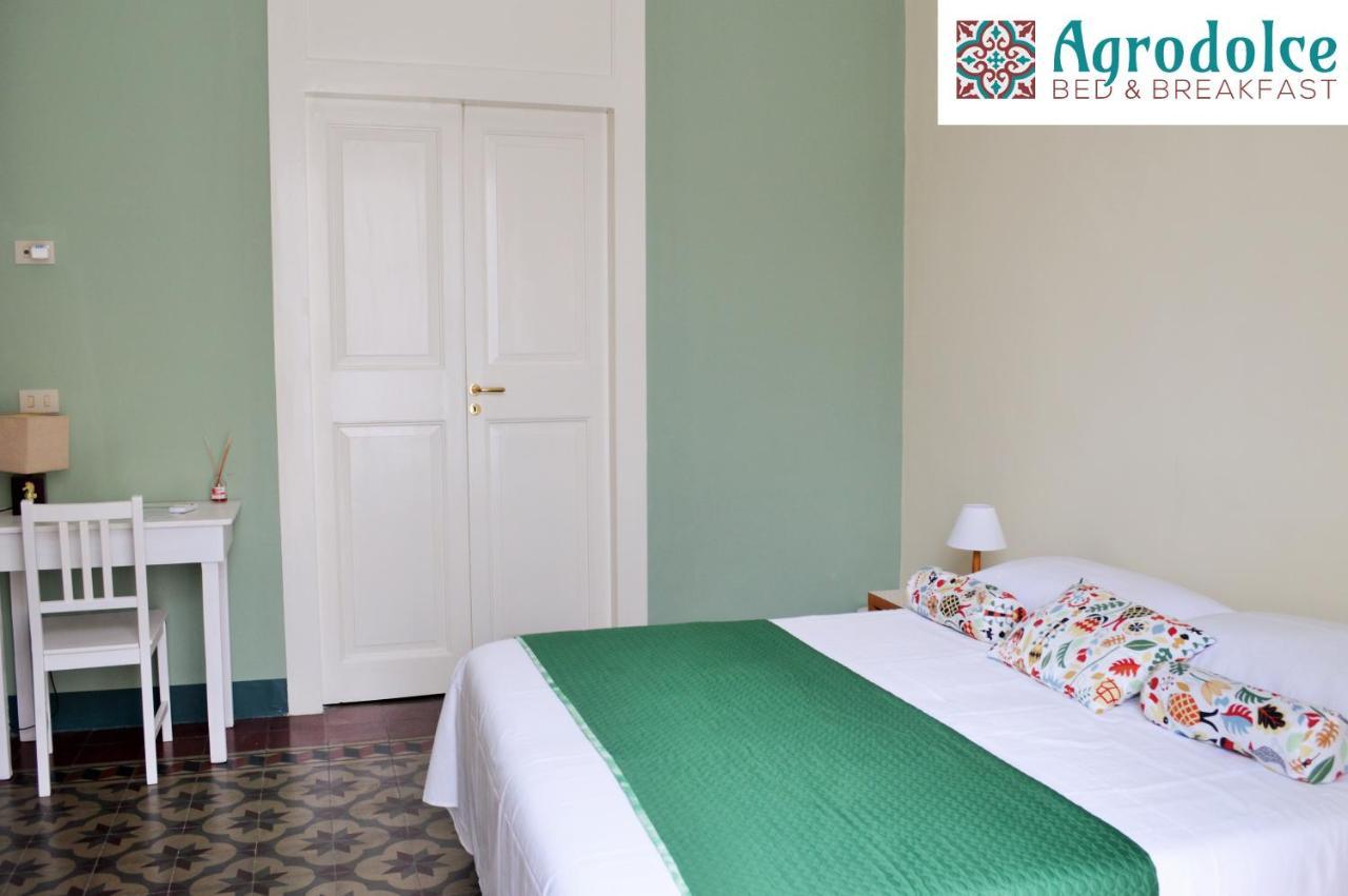 Agrodolce Bed and Breakfast Barcellona-Pozzo di Gotto Exteriör bild