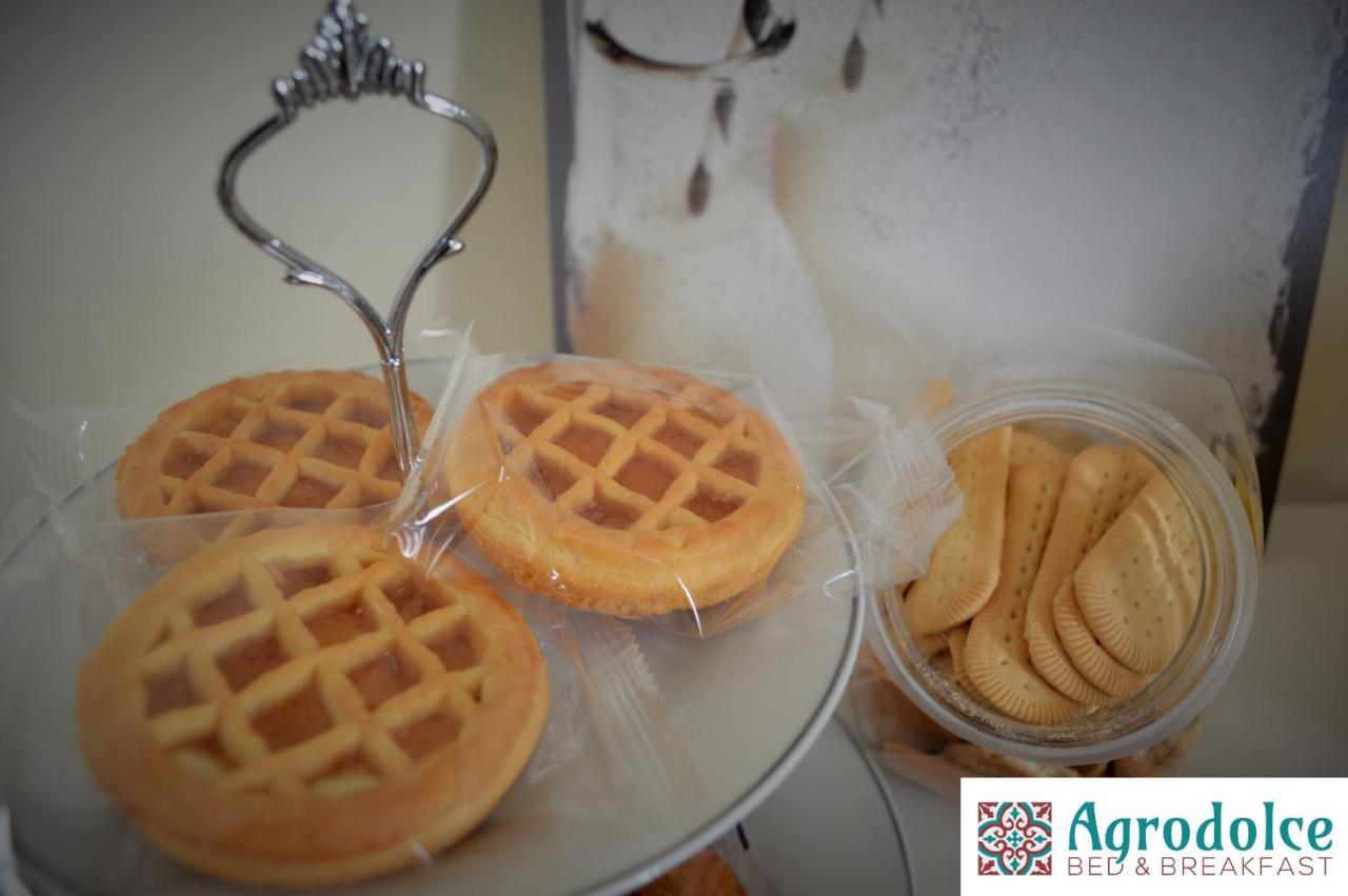 Agrodolce Bed and Breakfast Barcellona-Pozzo di Gotto Exteriör bild