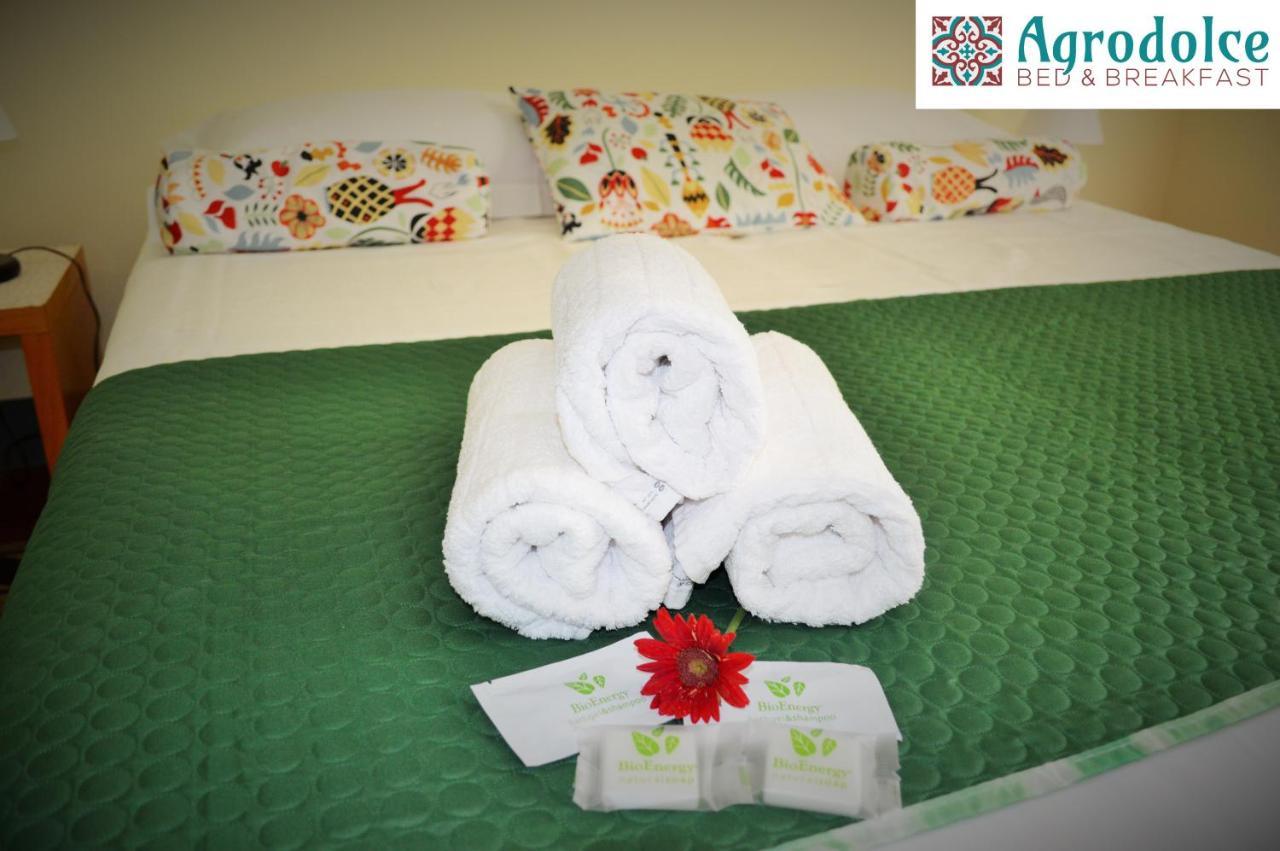 Agrodolce Bed and Breakfast Barcellona-Pozzo di Gotto Exteriör bild