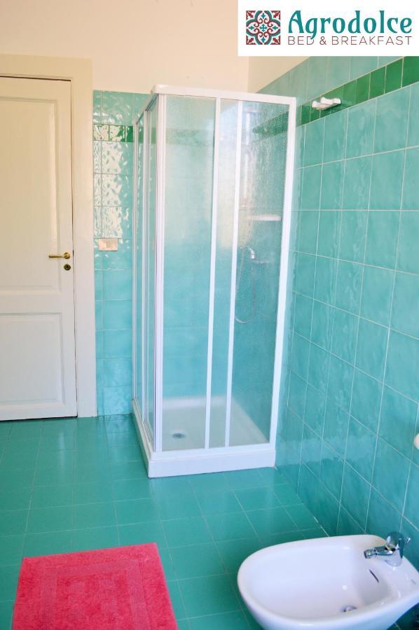 Agrodolce Bed and Breakfast Barcellona-Pozzo di Gotto Exteriör bild